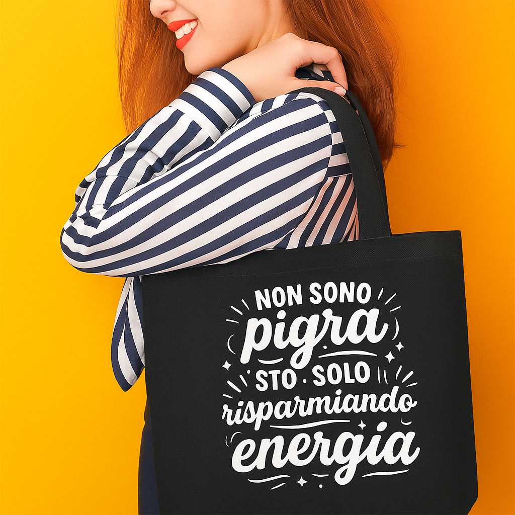Sylvia - Shopper in TNT